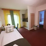 House Seerose Self Check-in Hotel