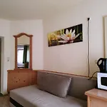 House Seerose Self Check-in 2* Όμπερτραουν