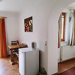House Seerose Self Check-in 2*