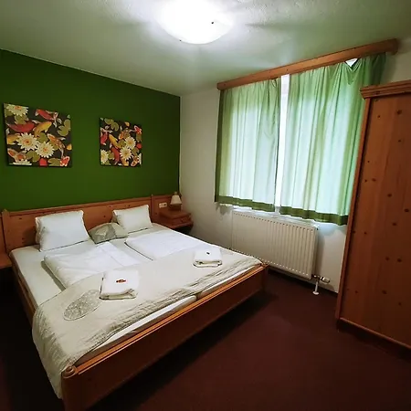 Szálloda House Seerose Self Check-in Obertraun