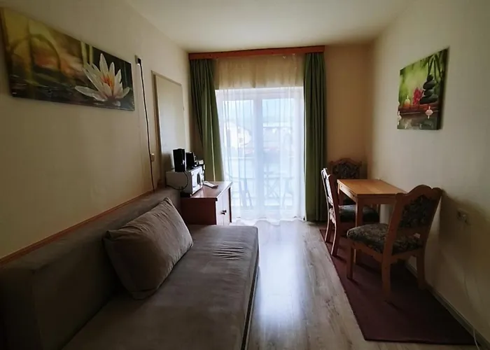 Отель House Seerose Self Check-in