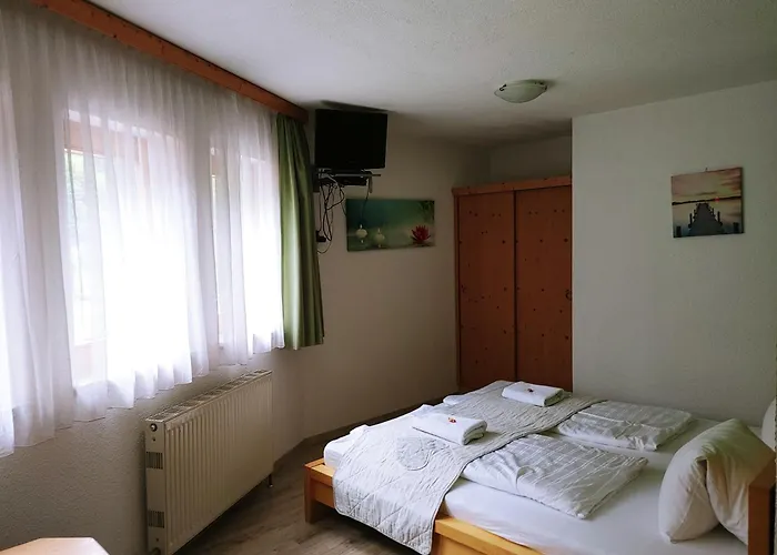 House Seerose Self Check-in Отель 2*