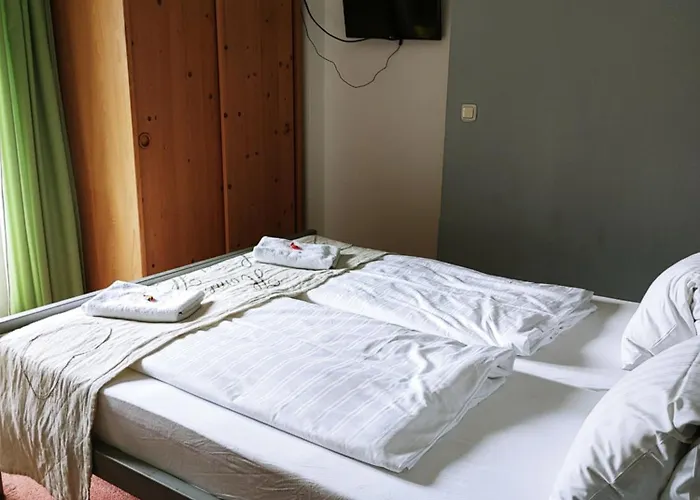 House Seerose Self Check-in Отель 2*