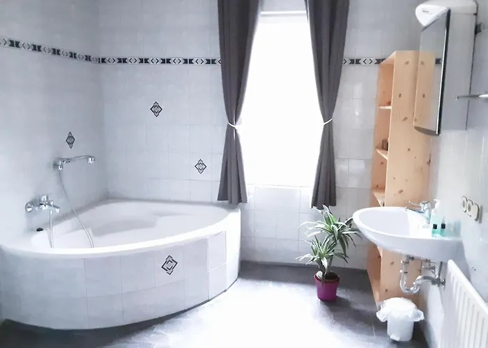 House Seerose Self Check-in 2* Обертраун