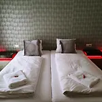 House Seerose Self Check-in Hotel