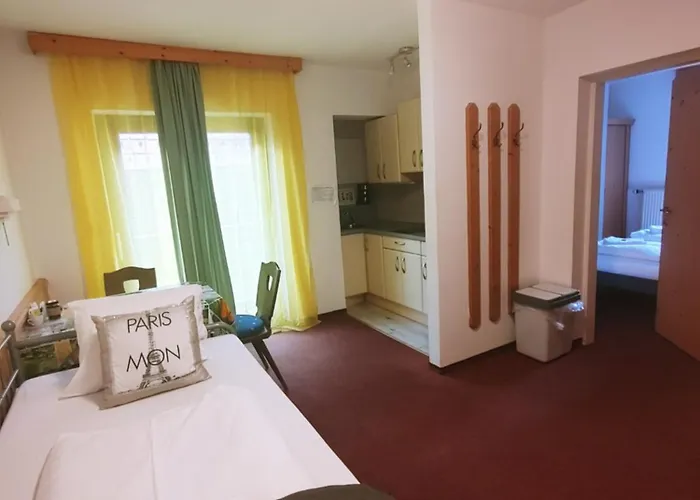 House Seerose Self Check-in Hotel